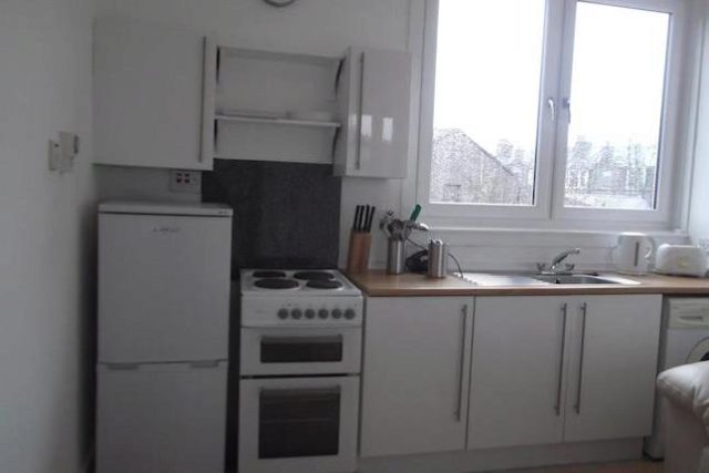  Image of Studio Flat  To Rent at Hardgate, Aberdeen, AB11 at Hardgate, Aberdeen AB11