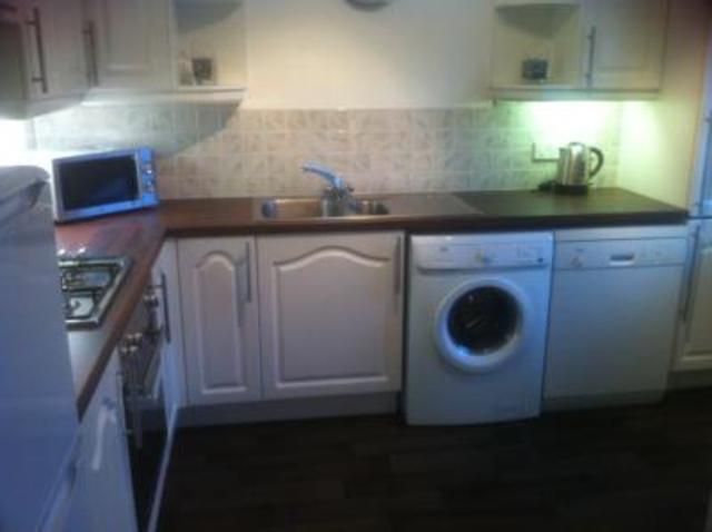  Image of 2 Bedroom Flat  To Rent at Albury Mansions, Aberdeen, AB11 at Ferryhill Aberdeen Aberdeen, AB11 6TJ