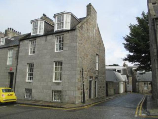  Image of 4 Bedroom Flat  To Rent at North Silver Street, Aberdeen, AB10 at City Centre Aberdeen Aberdeen, AB10 1RJ