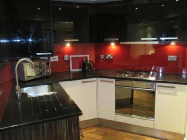  Image of 2 Bedroom Flat  To Rent at Queens Lane South, Aberdeen, AB15 at West End Aberdeen Aberdeen, AB15 4UZ