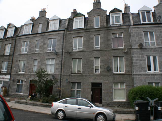  Image of 2 Bedroom Flat  To Rent at Walker Road, Aberdeen, AB11 at Torry Aberdeen Aberdeen, AB11 8BX
