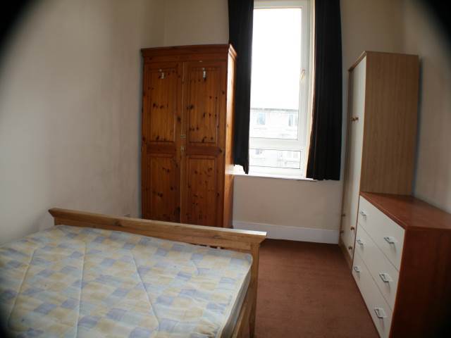  Image of 2 Bedroom Flat  To Rent at Walker Road, Aberdeen, AB11 at Torry Aberdeen Aberdeen, AB11 8BX