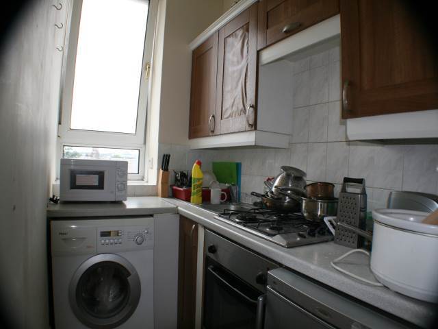  Image of 2 Bedroom Flat  To Rent at Walker Road, Aberdeen, AB11 at Torry Aberdeen Aberdeen, AB11 8BX
