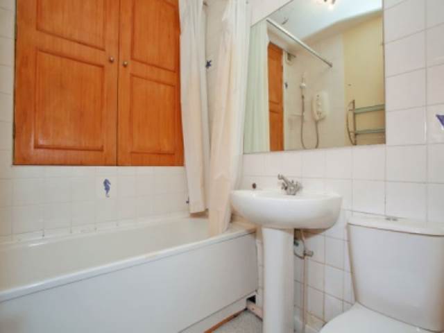  Image of 1 Bedroom Detached House  To Rent at Bon Accord Street, Aberdeen, AB11 at Ferryhill Aberdeen Aberdeen, AB11 6TX
