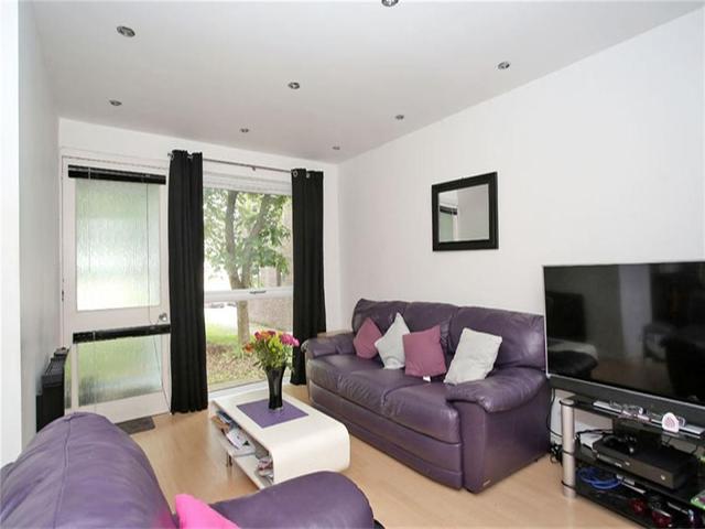  Image of 1 Bedroom Flat  To Rent at Fairview Crescent, Danestone, Aberdeen, AB22 at Danestone Aberdeen Aberdeen, AB22 8ZB