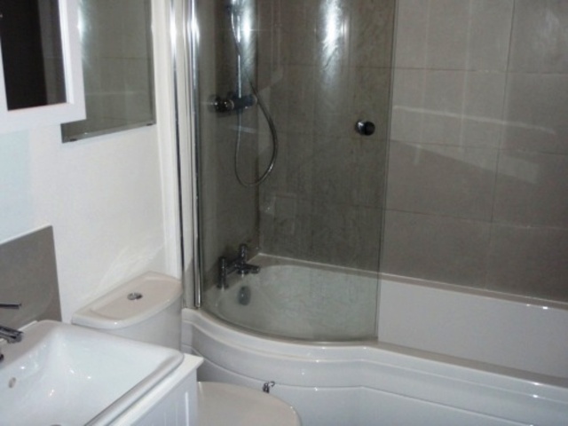  Image of 2 Bedroom Flat  To Rent at Fonthill Road, Aberdeen, AB11 at City Centre Aberdeen Aberdeen, AB11 6UQ
