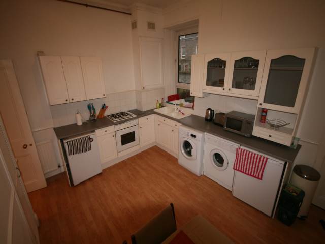  Image of 1 Bedroom Flat  To Rent at Great Western Place, Aberdeen, AB10 at West End Aberdeen Aberdeen, AB10 6QN