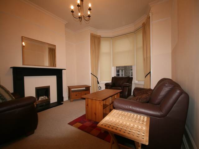  Image of 1 Bedroom Flat  To Rent at Great Western Place, Aberdeen, AB10 at West End Aberdeen Aberdeen, AB10 6QN