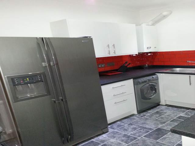  Image of 1 Bedroom Flat  To Rent at Great Western Road, Aberdeen, AB10 at West End Aberdeen Aberdeen, AB10 6PY