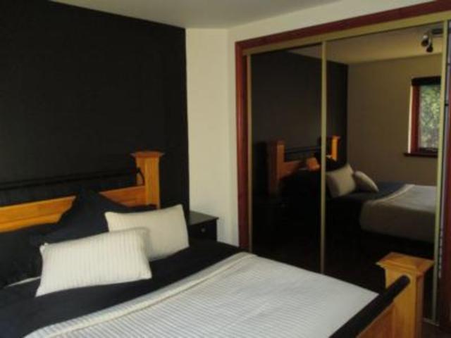  Image of 2 Bedroom Flat  To Rent at Macaulay Drive, Craigiebuckler, Aberdeen, AB15 at Mannofield Aberdeen Aberdeen, AB15 8FL