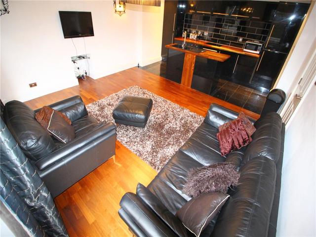  Image of 3 Bedroom Flat  To Rent at Queens Gardens, Aberdeen, AB15 at City Centre Aberdeen Aberdeen, AB15 4YD