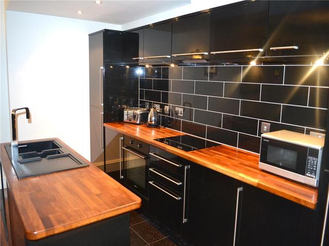  Image of 3 Bedroom Flat  To Rent at Queens Gardens, Aberdeen, AB15 at City Centre Aberdeen Aberdeen, AB15 4YD