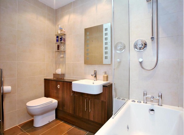  Image of 3 Bedroom Flat  To Rent at Queens Gardens, Aberdeen, AB15 at City Centre Aberdeen Aberdeen, AB15 4YD