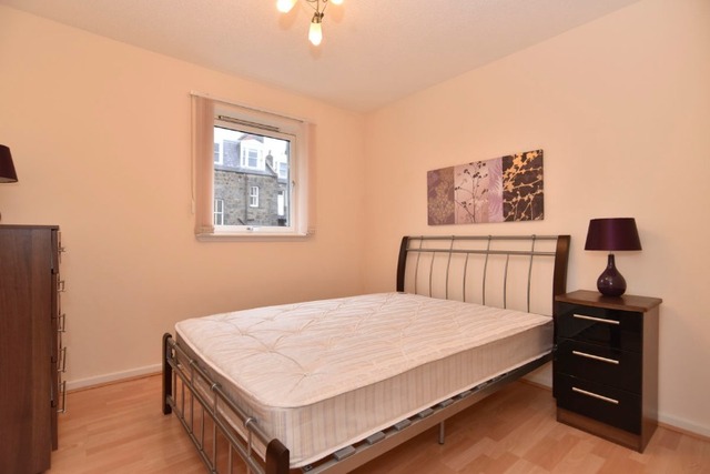  Image of 2 Bedroom Flat  To Rent at Castle Terrace, Aberdeen, AB11 at City Centre Aberdeen Aberdeen, AB11 5DZ