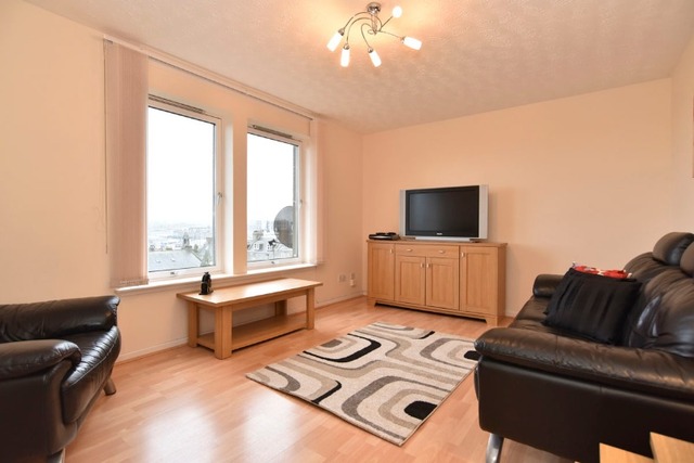  Image of 2 Bedroom Flat  To Rent at Castle Terrace, Aberdeen, AB11 at City Centre Aberdeen Aberdeen, AB11 5DZ