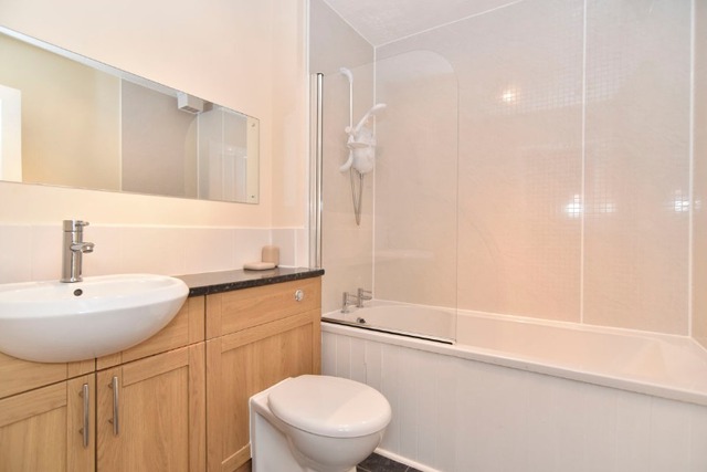  Image of 2 Bedroom Flat  To Rent at Castle Terrace, Aberdeen, AB11 at City Centre Aberdeen Aberdeen, AB11 5DZ