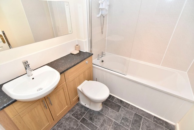  Image of 2 Bedroom Flat  To Rent at Castle Terrace, Aberdeen, AB11 at City Centre Aberdeen Aberdeen, AB11 5DZ