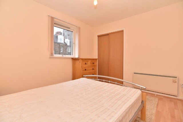  Image of 2 Bedroom Flat  To Rent at Castle Terrace, Aberdeen, AB11 at City Centre Aberdeen Aberdeen, AB11 5DZ