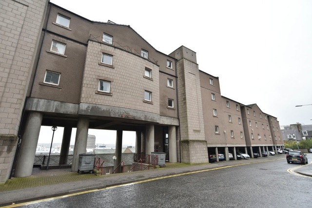  Image of 2 Bedroom Flat  To Rent at Castle Terrace, Aberdeen, AB11 at City Centre Aberdeen Aberdeen, AB11 5DZ