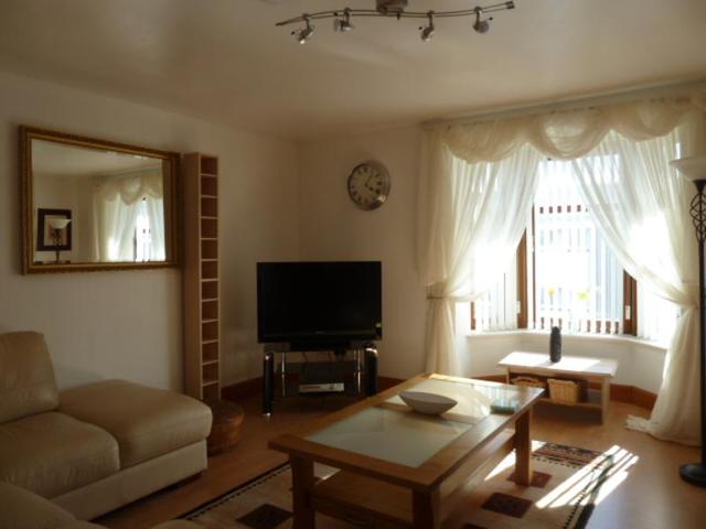  Image of 2 Bedroom Flat  To Rent at Farmers Hall, Aberdeen, AB25 at Rosemount Aberdeen Aberdeen, AB25 1XF