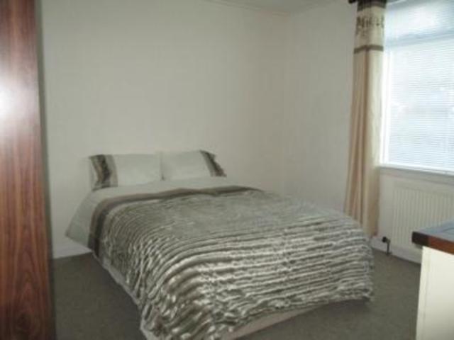  Image of 2 Bedroom Flat  To Rent at Hilton Drive, Woodside, Aberdeen, AB24 at Hilton Aberdeen Aberdeen, AB24 4PS