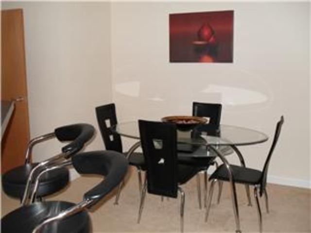  Image of 2 Bedroom Flat  To Rent at Shaw Crescent, Aberdeen, AB25 at Cornhill Aberdeen Aberdeen, AB25 3BU