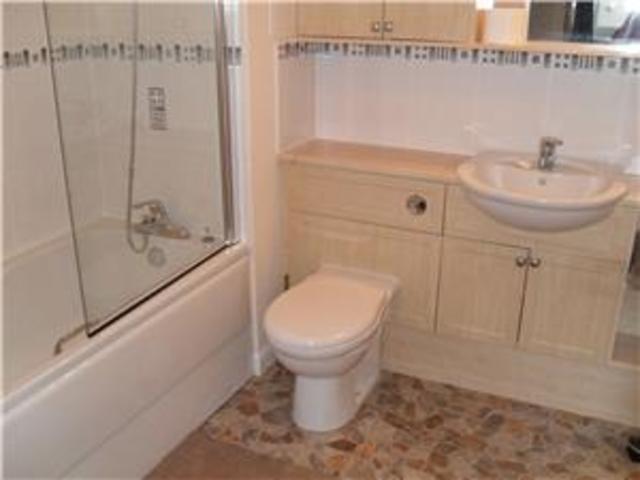  Image of 2 Bedroom Flat  To Rent at Shaw Crescent, Aberdeen, AB25 at Cornhill Aberdeen Aberdeen, AB25 3BU
