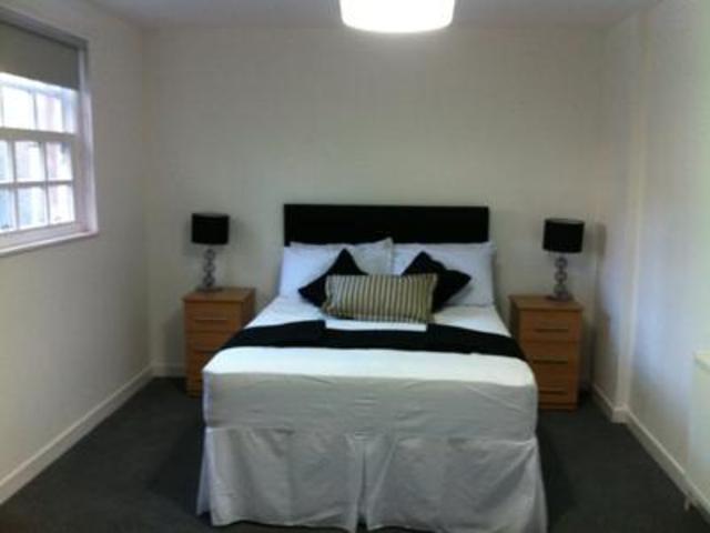  Image of 3 Bedroom Flat  To Rent at Don Street, Old Aberdeen, Aberdeen, AB24 at Aberdeen  Aberdeen, AB24 1UH