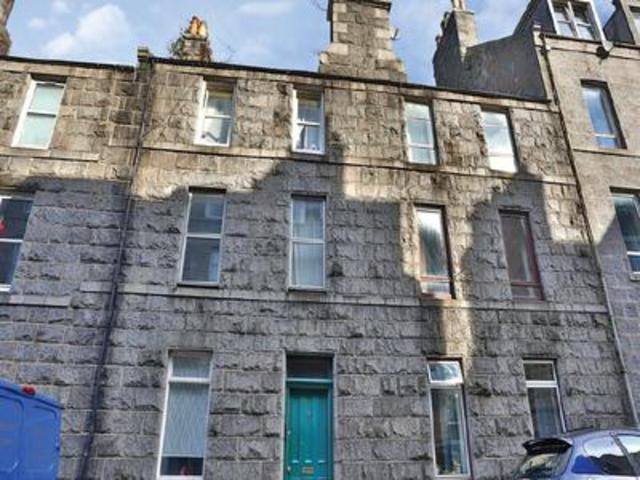  Image of 3 Bedroom Flat  To Rent at Fraser Street, Aberdeen, AB25 at Aberdeen  Aberdeen, AB25 3XS
