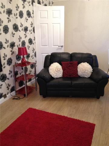  Image of 2 Bedroom Flat  To Rent at Oldcroft Place, Aberdeen, AB16 at Stockethill Aberdeen Aberdeen, AB16 5BT