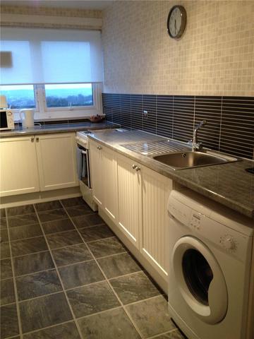  Image of 2 Bedroom Flat  To Rent at Oldcroft Place, Aberdeen, AB16 at Stockethill Aberdeen Aberdeen, AB16 5BT