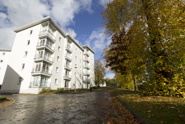  Image of 2 Bedroom Flat  To Rent at Queens Crescent, Aberdeen, AB15 at City Centre Aberdeen Aberdeen, AB15 4BE