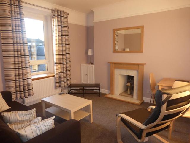  Image of 1 Bedroom Flat  To Rent at Richmond Walk, Aberdeen, AB25 at Rosemount Aberdeen Aberdeen, AB25 2YT
