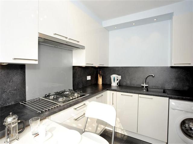  Image of 2 Bedroom Flat  To Rent at Strawberry Bank Parade, Aberdeen, AB11 at City Centre Aberdeen Aberdeen, AB11 6UT