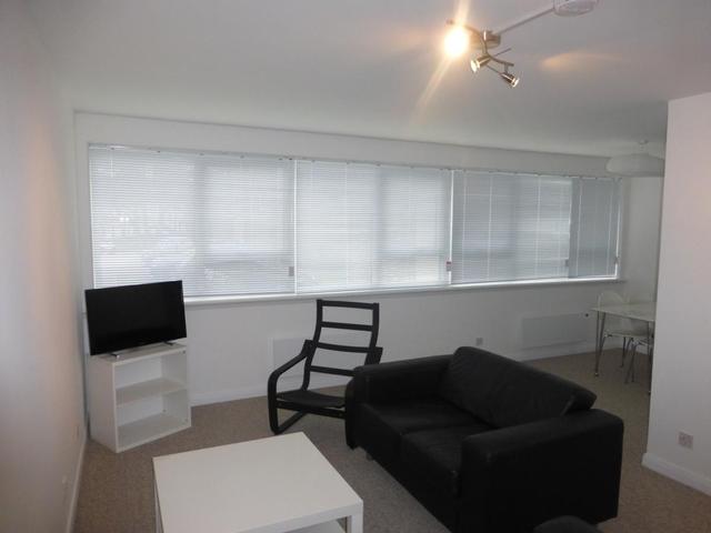  Image of 2 Bedroom Flat  To Rent at Fonthill Terrace, Aberdeen, AB11 at Ferryhill Aberdeen Aberdeen, AB11 7UR