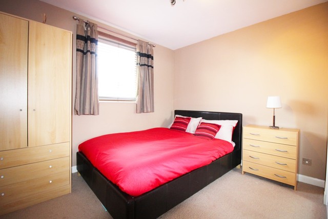  Image of 2 Bedroom Flat  To Rent at Mary Elmslie Court, King Street, Aberdeen, AB24 at City Centre Aberdeen Aberdeen, AB24 5BS