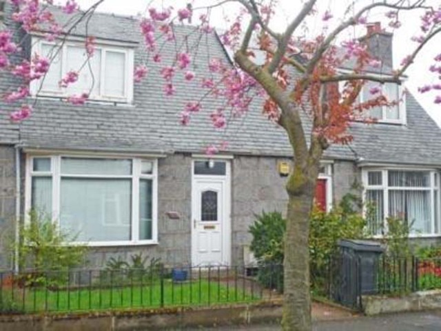  Image of 2 Bedroom Bungalow  To Rent at Bright Street, Aberdeen, AB11 at Ferryhill Aberdeen Aberdeen, AB11 7TE