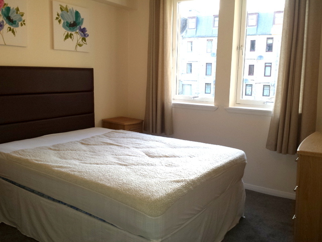  Image of 2 Bedroom Flat  To Rent at Marywell Street, Aberdeen, AB11 at City Centre Aberdeen Aberdeen, AB11 6JR