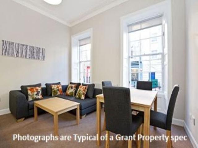  Image of 2 Bedroom Flat  To Rent at Mosman Place, Aberdeen, AB24 at Aberdeen  Aberdeen, AB24 4LG