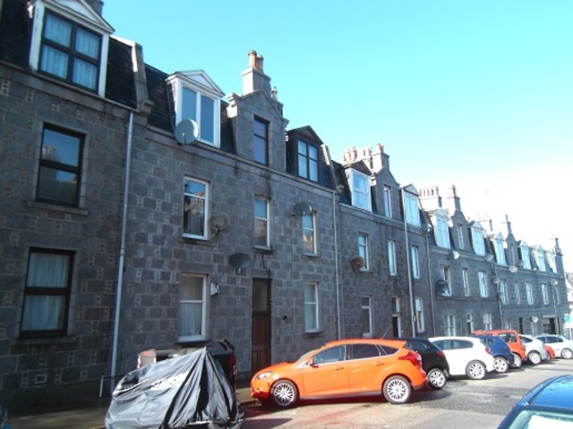  Image of 1 Bedroom Flat  To Rent at Menzies Road, Aberdeen, AB11 at Torry Aberdeen Aberdeen, AB11 9AJ