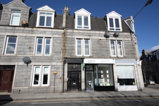  Image of 1 Bedroom Flat  To Rent at Great Western Road, Aberdeen, AB10 at West End Aberdeen Aberdeen, AB10 6QF