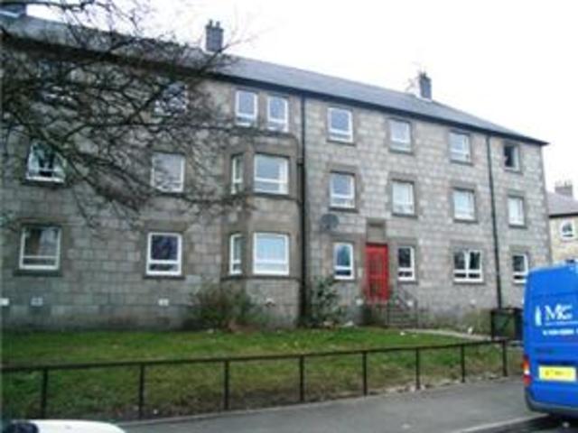  Image of 3 Bedroom Flat  To Rent at Powis Crescent, Aberdeen, AB24 at City Centre Aberdeen Aberdeen, AB24 3YS
