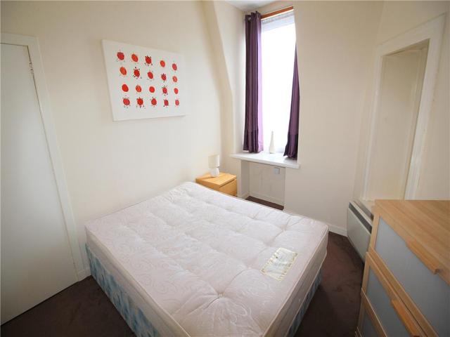  Image of 1 Bedroom Flat  To Rent at Holburn Street, Aberdeen, AB10 at Holburn Aberdeen Aberdeen, AB10 7GT