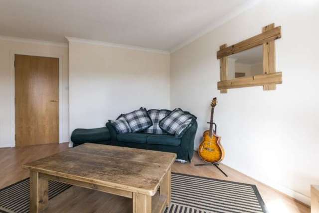  Image of 2 Bedroom Flat  For Sale at Riverside Drive, Aberdeen, AB11 at Riverside Drive  Aberdeen, AB11 7DG