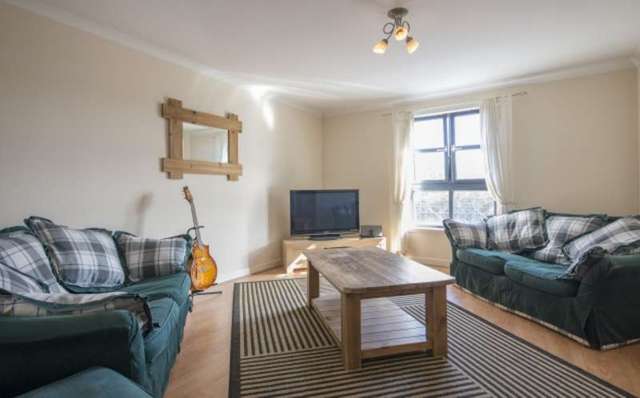  Image of 2 Bedroom Flat  For Sale at Riverside Drive, Aberdeen, AB11 at Riverside Drive  Aberdeen, AB11 7DG