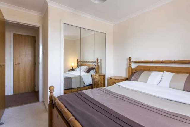  Image of 2 Bedroom Flat  For Sale at Riverside Drive, Aberdeen, AB11 at Riverside Drive  Aberdeen, AB11 7DG