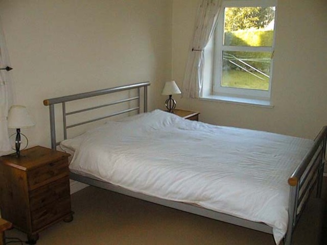  Image of 2 Bedroom Flat  To Rent at Hamilton Place, Aberdeen, AB15 at Rosemount Aberdeen Aberdeen, AB15 4BH