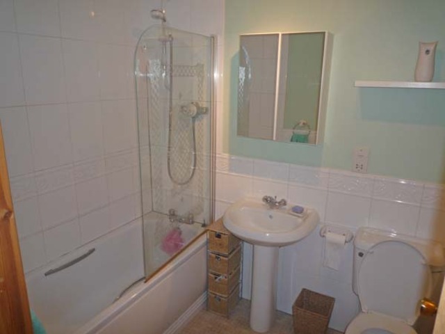  Image of 2 Bedroom Flat  To Rent at Hilton Heights, Woodside, Aberdeen, AB24 at Hilton Aberdeen Aberdeen, AB24 4QE