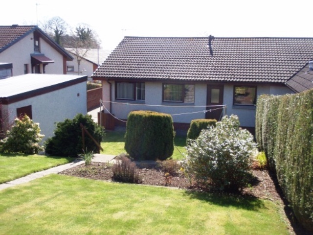 Image of 3 Bedroom Semi-Detached House  To Rent at Laurel Terrace, Bridge of Don, Aberdeen, AB22 at Bridge of Don Aberdeen Aberdeen, AB22 8YX