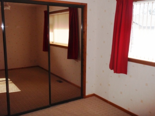  Image of 3 Bedroom Semi-Detached House  To Rent at Laurel Terrace, Bridge of Don, Aberdeen, AB22 at Bridge of Don Aberdeen Aberdeen, AB22 8YX